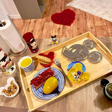 5 Min From Disneyland Cozy Retreat Lägenhet Montévrain Exteriör bild