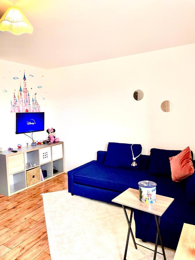 5 Min From Disneyland Cozy Retreat Lägenhet Montévrain Exteriör bild
