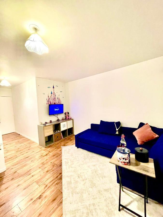 5 Min From Disneyland Cozy Retreat Lägenhet Montévrain Exteriör bild